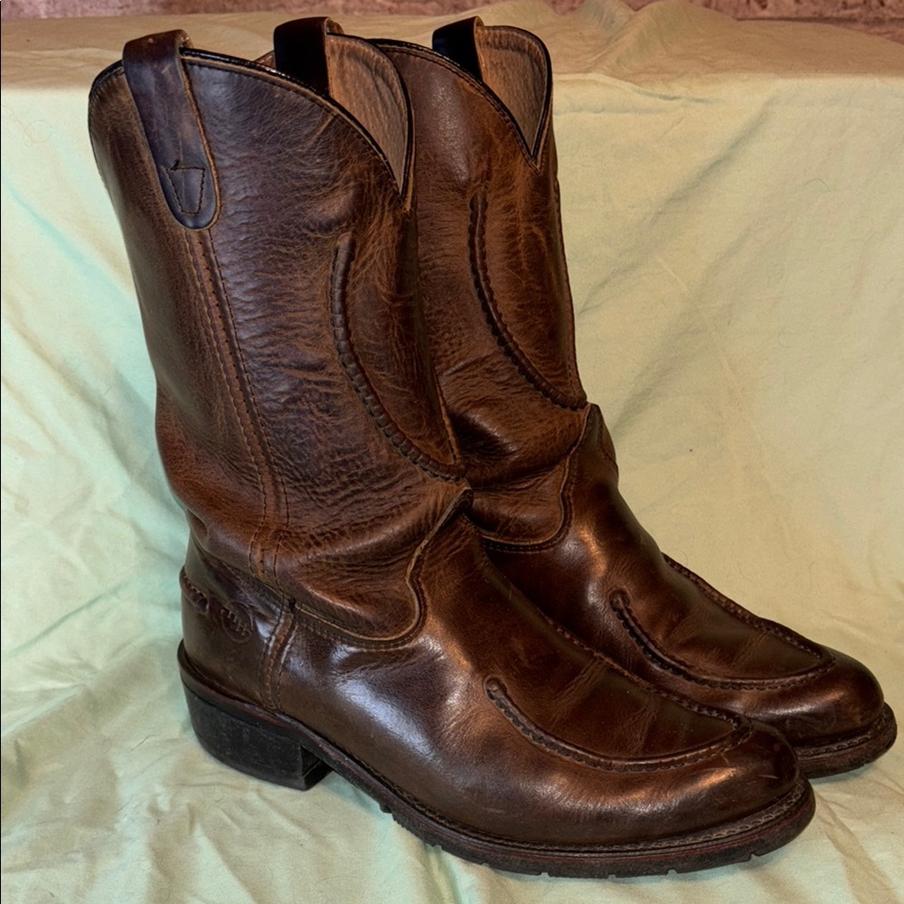 Used Men’s Double H 1600 Crazyhorse Cowboy Boots Size 11D